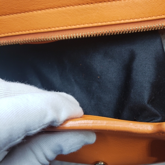 SOLD YSL Classic Small Y Cabas Purse - Picture 9 of 16